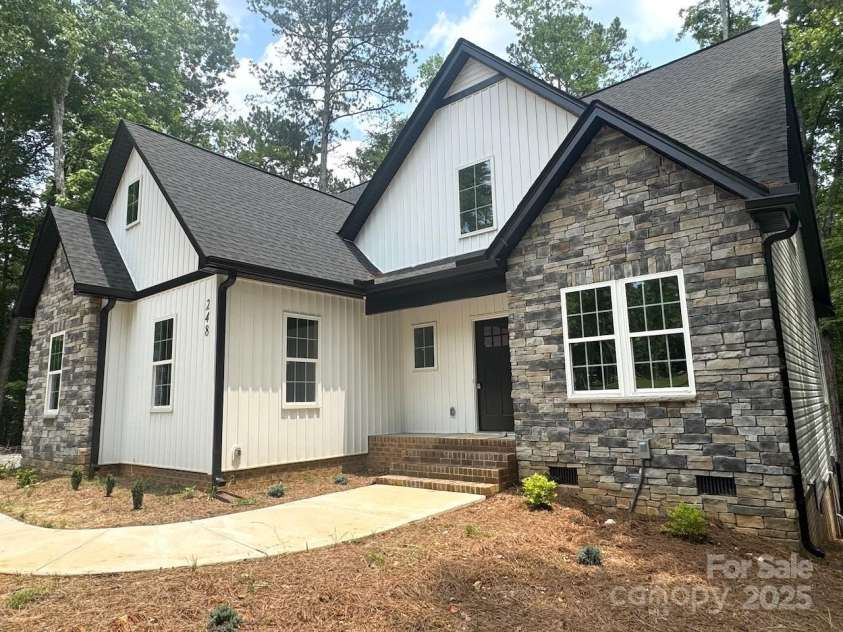 248 Pioneer Drive, Mount Gilead, NC 27306.  MLS# CAR4266020, YatesRealty ID 24336. 