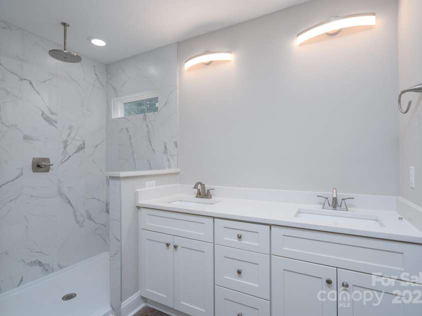 248 Pioneer Drive, Mount Gilead, NC 27306.  MLS# CAR4266020, YatesRealty ID 24336. 