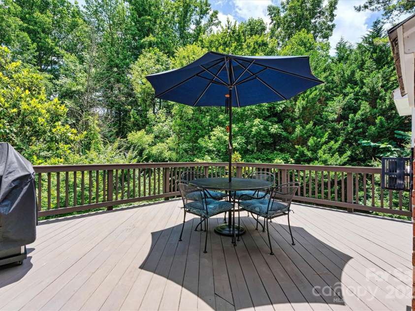 1399 Verdict Ridge Drive, Denver, NC 28037.  MLS# CAR4272968, YatesRealty ID 24337. 