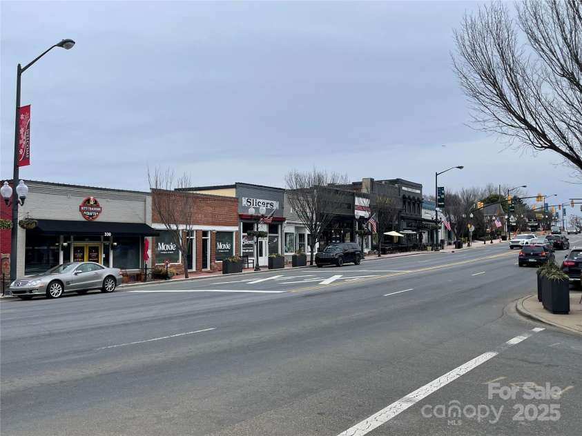 1108 Cone Avenue, Pineville, NC 28134.  MLS# CAR4216295, YatesRealty ID 2434. 