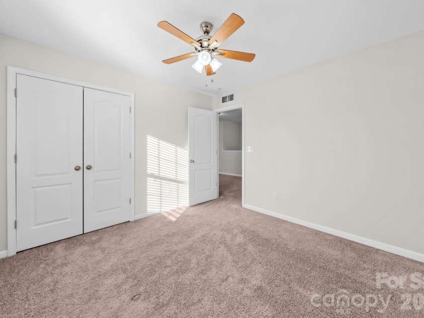 11203 Chapeclane Road, Charlotte, NC 28278.  MLS# CAR4341157, YatesRealty ID 2434. 