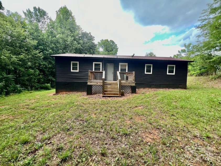 6581 Emerald Isle Drive, Sherrills Ford, NC 28673.  MLS# CAR4277382, YatesRealty ID 24341. Back of home