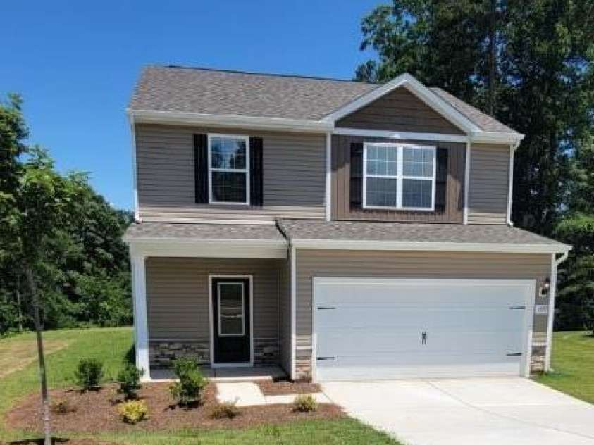 1059 Russell Drive, Winston Salem, NC 27127.  MLS# CAR4271018, YatesRealty ID 24342. Actual photo