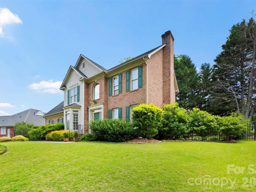 1964 Middleton Place, Rock Hill, SC 29732.  MLS# CAR4384901, YatesRealty ID 24342. 