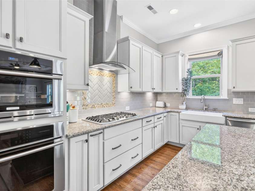 6410 Willow Farm Drive, Denver, NC 28037.  MLS# CAR4384994, YatesRealty ID 24343. 
