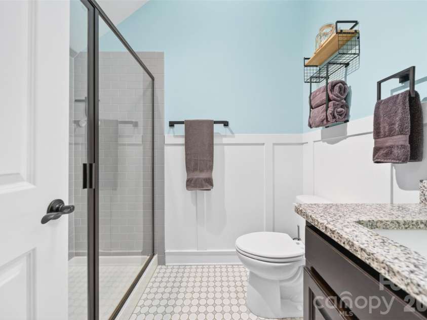 6410 Willow Farm Drive, Denver, NC 28037.  MLS# CAR4384994, YatesRealty ID 24343. 