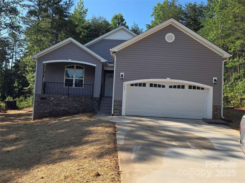153 Brook Creek Drive, Troutman, NC 28166.  MLS# CAR4274931, YatesRealty ID 24344. 
