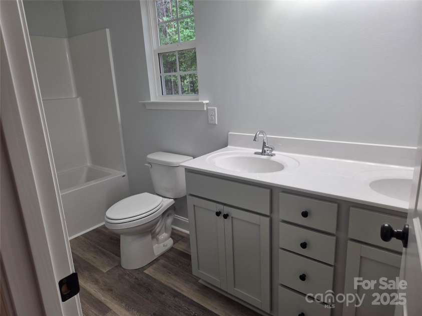 153 Brook Creek Drive, Troutman, NC 28166.  MLS# CAR4274931, YatesRealty ID 24344. 