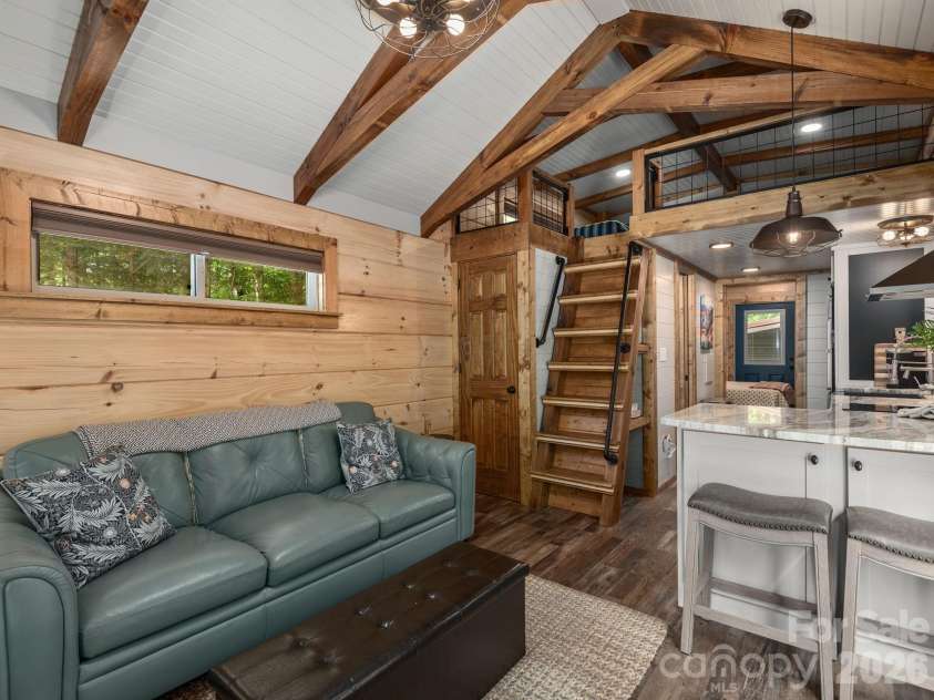 61 Boulder Drive, Lake Toxaway, NC 28747.  MLS# CAR4380613, YatesRealty ID 24344. 