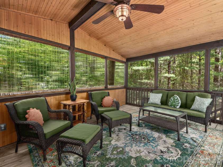61 Boulder Drive, Lake Toxaway, NC 28747.  MLS# CAR4380613, YatesRealty ID 24344. 