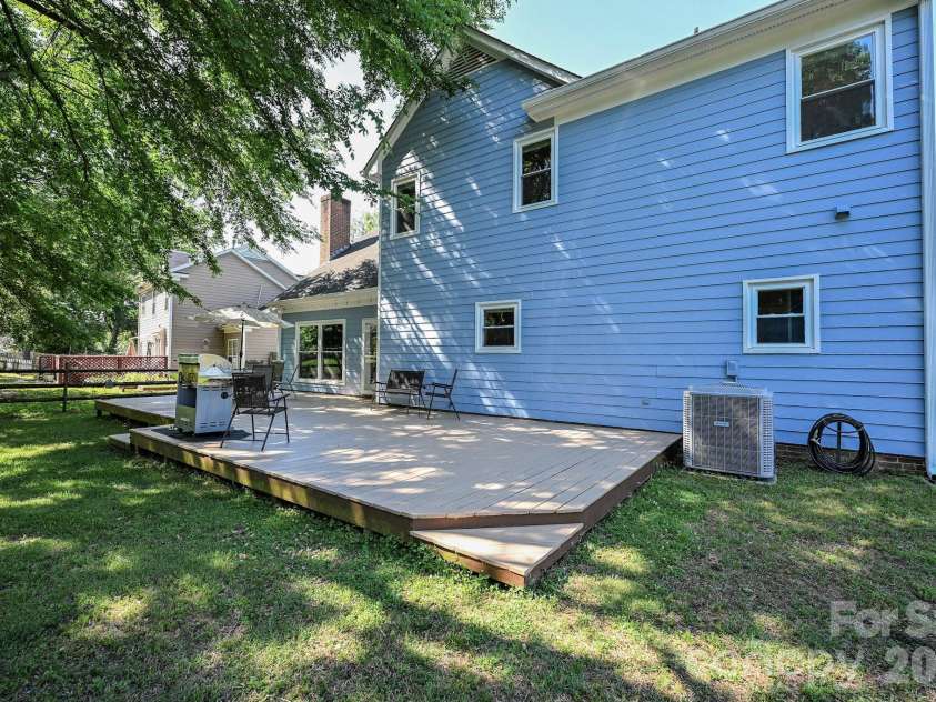 9101 Castlebay Drive, Charlotte, NC 28277.  MLS# CAR4382919, YatesRealty ID 24345. 