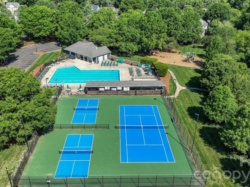 9101 Castlebay Drive, Charlotte, NC 28277.  MLS# CAR4382919, YatesRealty ID 24345. 
