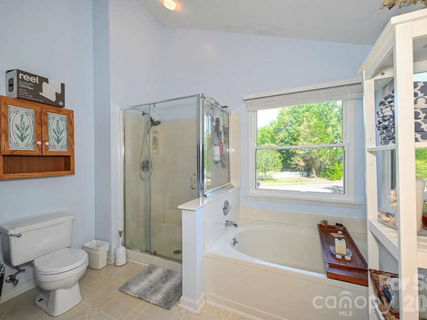 9101 Castlebay Drive, Charlotte, NC 28277.  MLS# CAR4382919, YatesRealty ID 24345. 