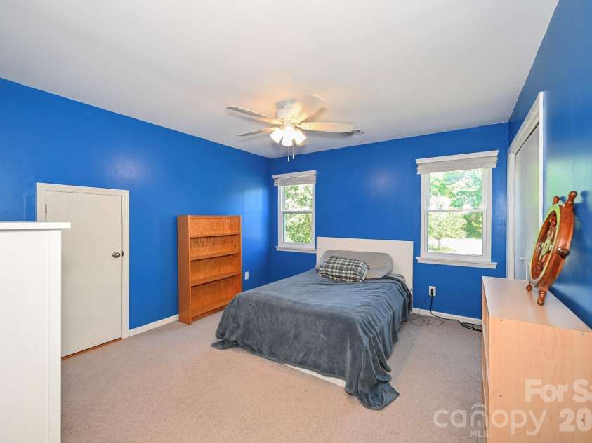 9101 Castlebay Drive, Charlotte, NC 28277.  MLS# CAR4382919, YatesRealty ID 24345. 