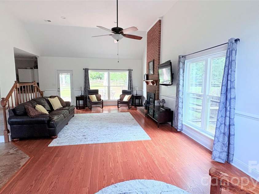 9101 Castlebay Drive, Charlotte, NC 28277.  MLS# CAR4382919, YatesRealty ID 24345. 