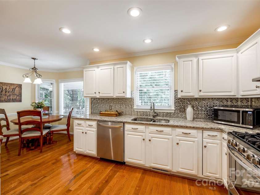 1887 Steeplechase Drive, Rock Hill, SC 29732.  MLS# CAR4268508, YatesRealty ID 24346. 