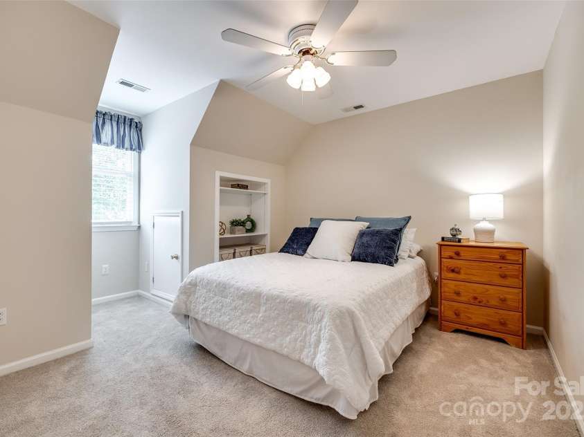 1887 Steeplechase Drive, Rock Hill, SC 29732.  MLS# CAR4268508, YatesRealty ID 24346. 
