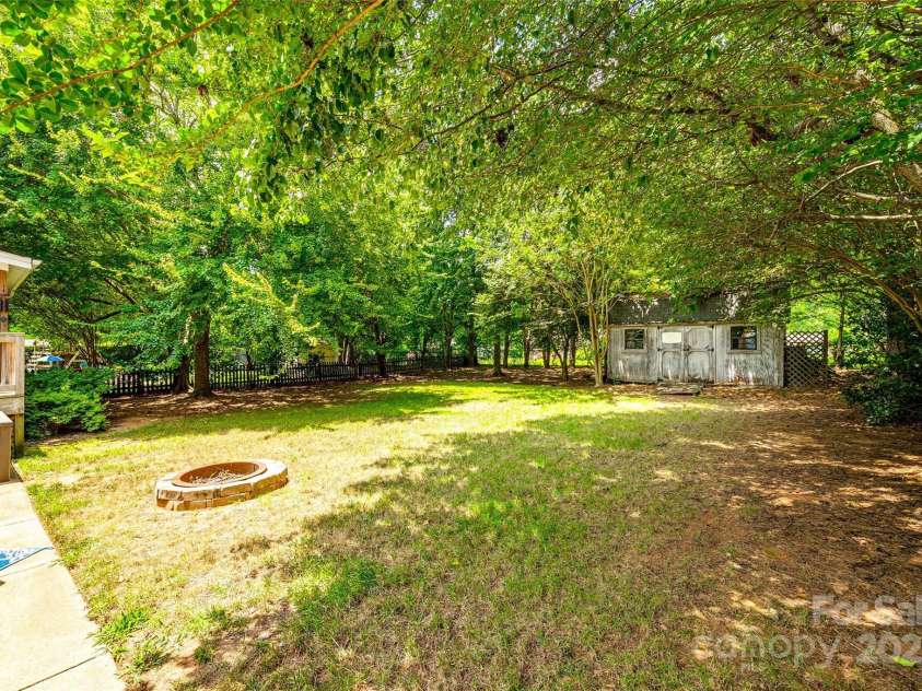 1887 Steeplechase Drive, Rock Hill, SC 29732.  MLS# CAR4268508, YatesRealty ID 24346. 