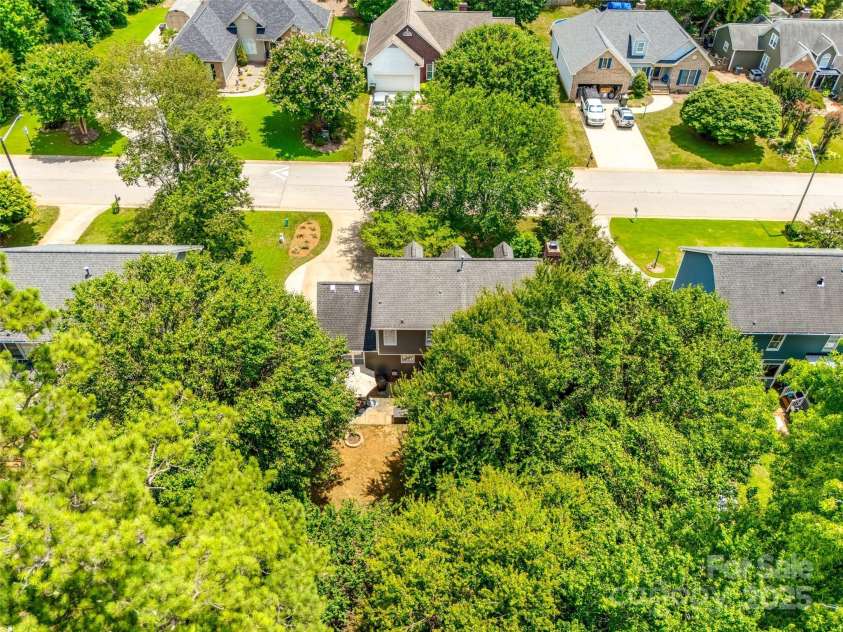 1887 Steeplechase Drive, Rock Hill, SC 29732.  MLS# CAR4268508, YatesRealty ID 24346. 
