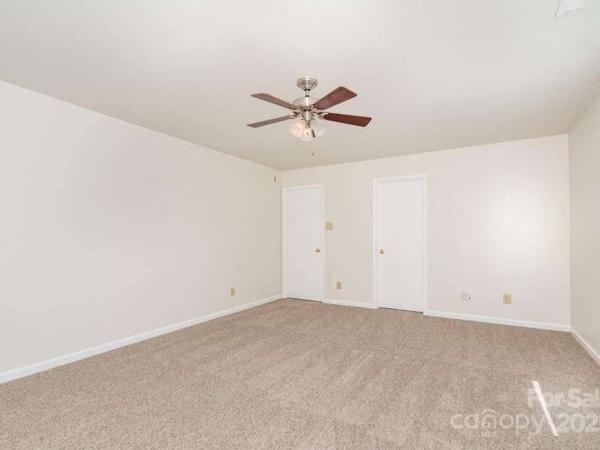 1432 Matthew Allen Circle, Kannapolis, NC 28081.  MLS# CAR4275696, YatesRealty ID 24347. 