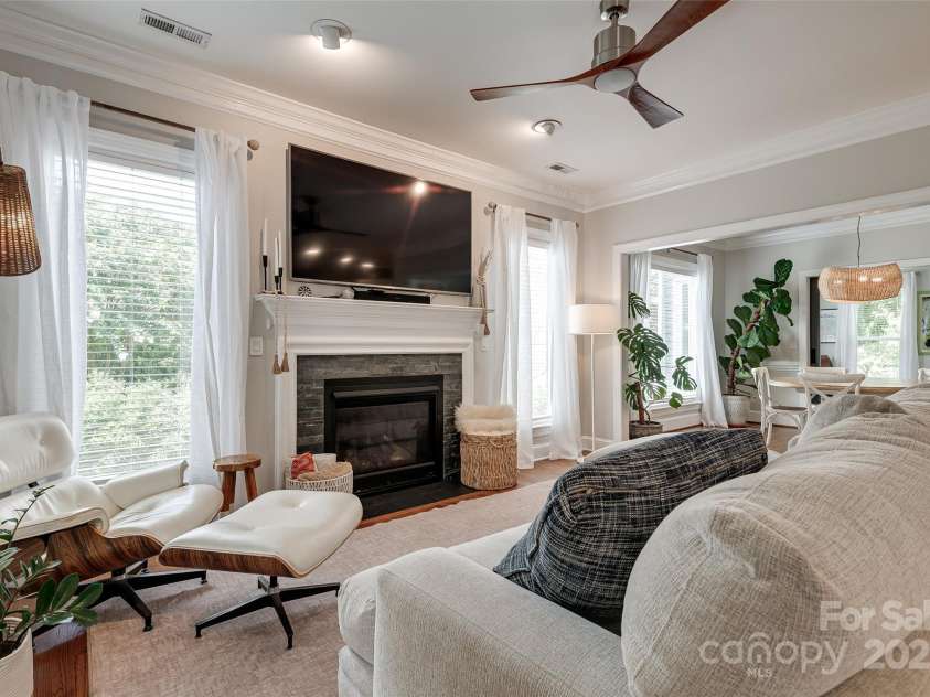 2936 Saintfield Place, Charlotte, NC 28270.  MLS# CAR4275978, YatesRealty ID 24348. 