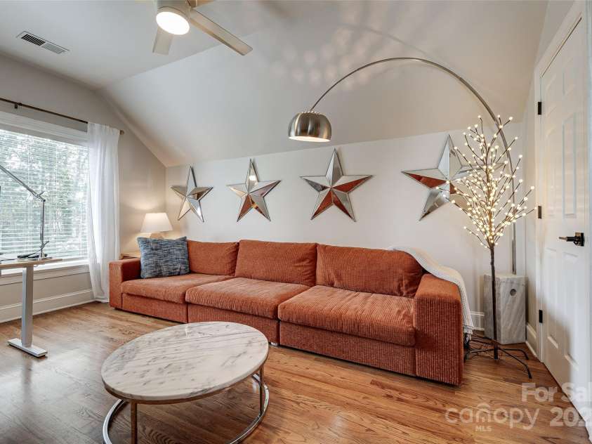 2936 Saintfield Place, Charlotte, NC 28270.  MLS# CAR4275978, YatesRealty ID 24348. 