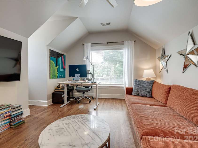 2936 Saintfield Place, Charlotte, NC 28270.  MLS# CAR4275978, YatesRealty ID 24348. 