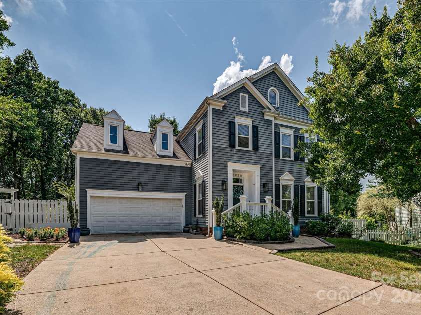 2936 Saintfield Place, Charlotte, NC 28270.  MLS# CAR4275978, YatesRealty ID 24348. 
