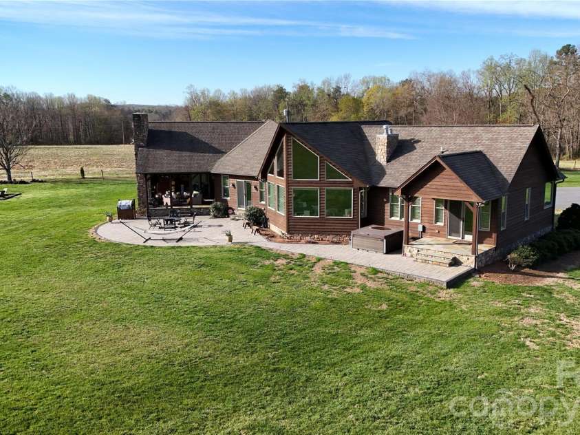 1083 Union Community Road, Thurmond, NC 28683.  MLS# CAR4383434, YatesRealty ID 24349. 