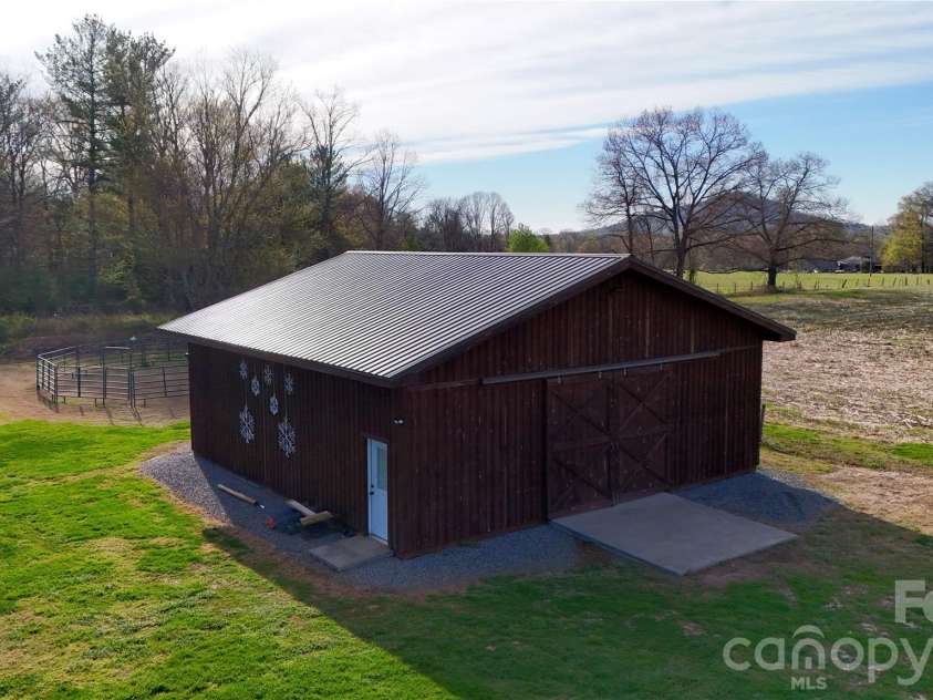 1083 Union Community Road, Thurmond, NC 28683.  MLS# CAR4383434, YatesRealty ID 24349. 