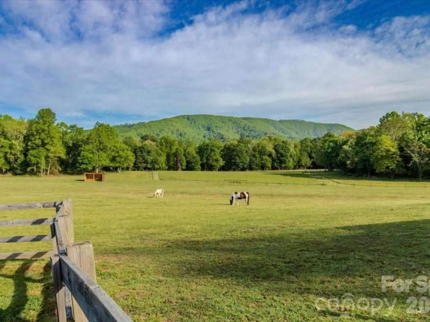 1083 Union Community Road, Thurmond, NC 28683.  MLS# CAR4383434, YatesRealty ID 24349. 