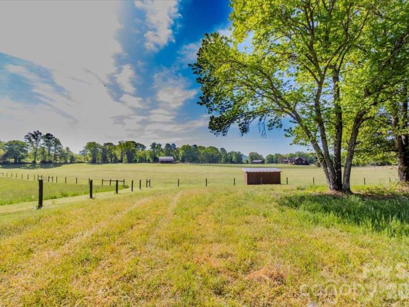 1083 Union Community Road, Thurmond, NC 28683.  MLS# CAR4383434, YatesRealty ID 24349. 
