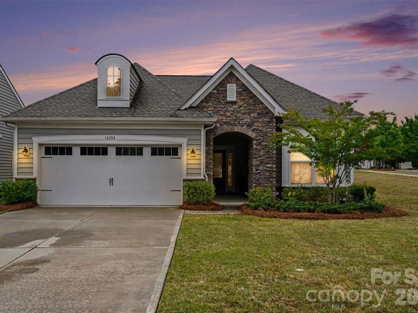 14204 Southbridge Forest Drive, Charlotte, NC 27273.  MLS# CAR4385060, YatesRealty ID 24350. 