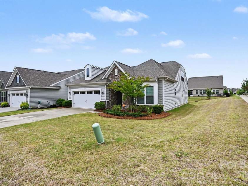 14204 Southbridge Forest Drive, Charlotte, NC 27273.  MLS# CAR4385060, YatesRealty ID 24350. 