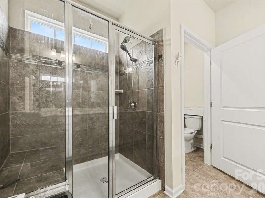 14204 Southbridge Forest Drive, Charlotte, NC 27273.  MLS# CAR4385060, YatesRealty ID 24350. 