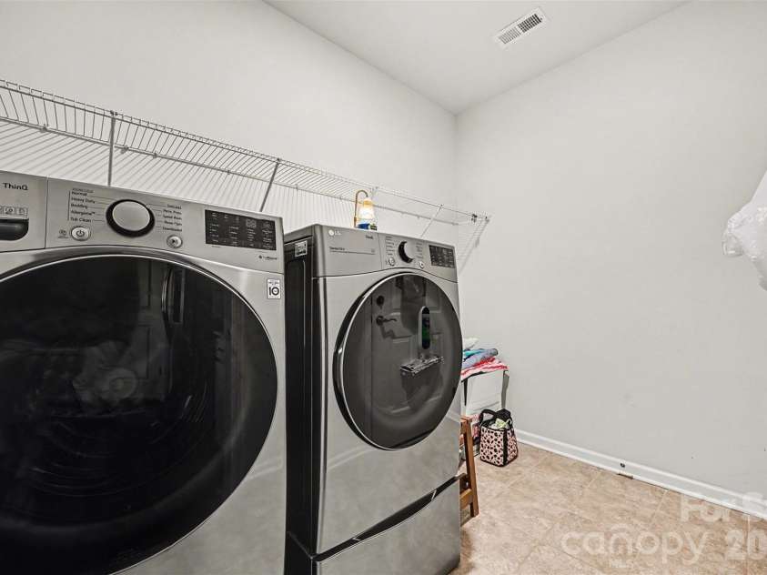 14204 Southbridge Forest Drive, Charlotte, NC 27273.  MLS# CAR4385060, YatesRealty ID 24350. 