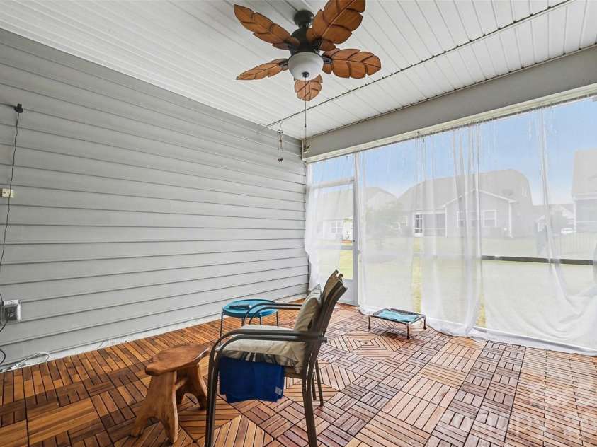 14204 Southbridge Forest Drive, Charlotte, NC 27273.  MLS# CAR4385060, YatesRealty ID 24350. 