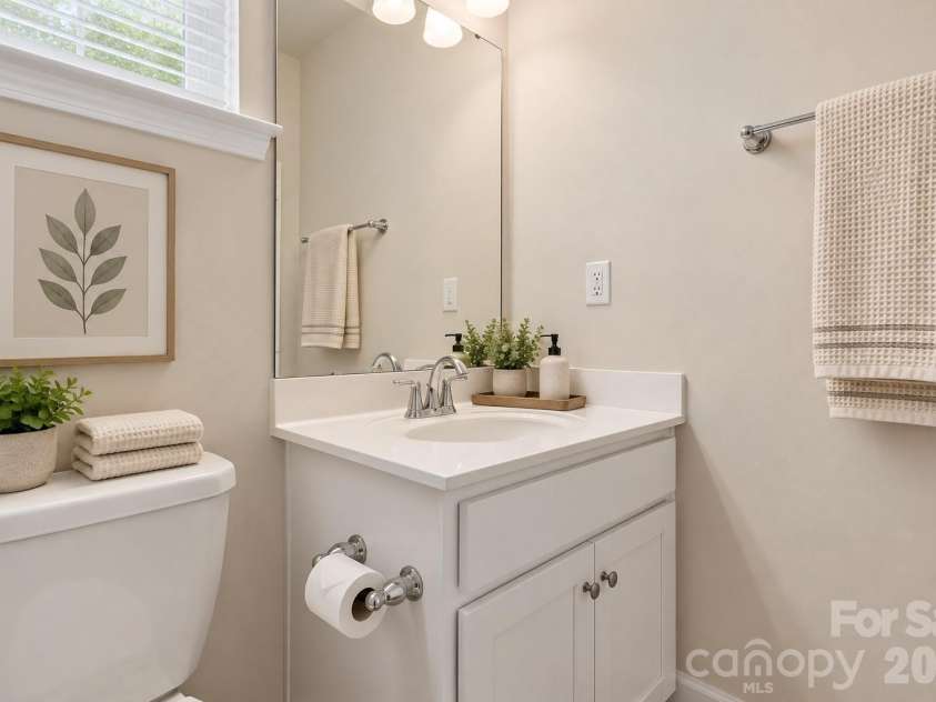 14204 Southbridge Forest Drive, Charlotte, NC 28273.  MLS# CAR4425142, YatesRealty ID 24350. Virtually Staged