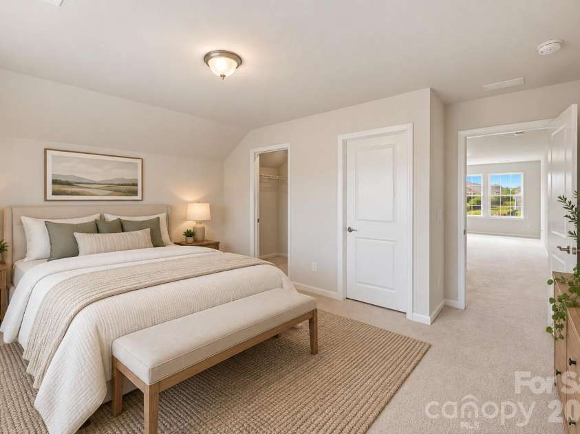 14204 Southbridge Forest Drive, Charlotte, NC 28273.  MLS# CAR4425142, YatesRealty ID 24350. Virtually Staged