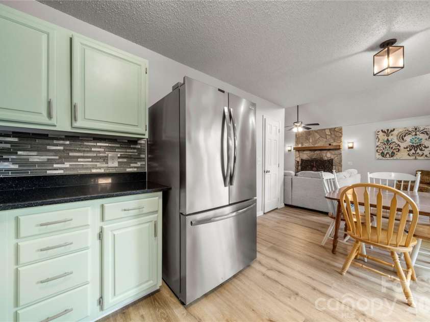 3072 Point Clear Drive, Tega Cay, SC 29708.  MLS# CAR4384137, YatesRealty ID 24351. 