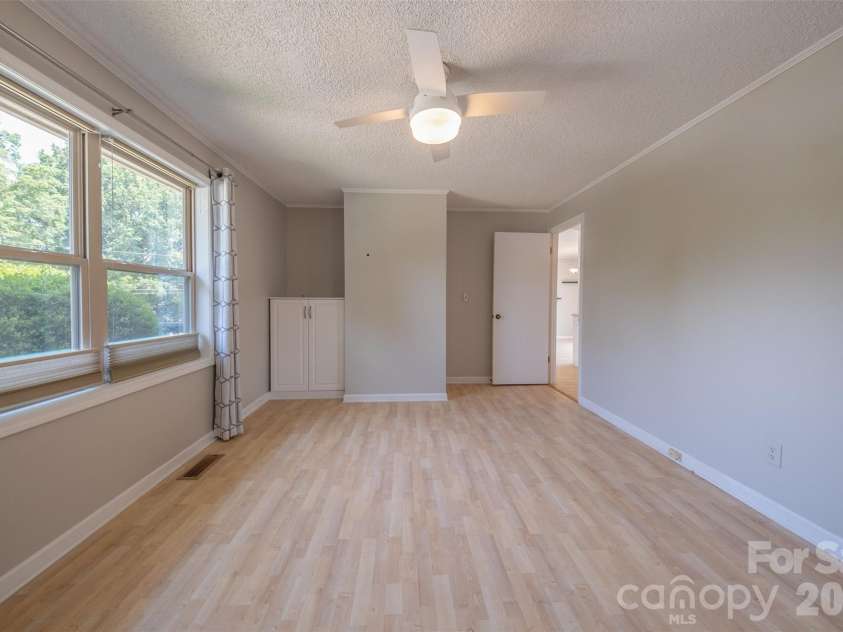 21205 Rio Oro Drive, Cornelius, NC 28031.  MLS# CAR4378603, YatesRealty ID 24353. 