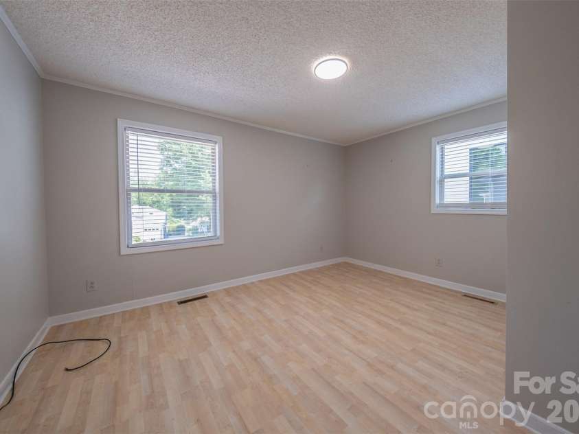21205 Rio Oro Drive, Cornelius, NC 28031.  MLS# CAR4378603, YatesRealty ID 24353. 
