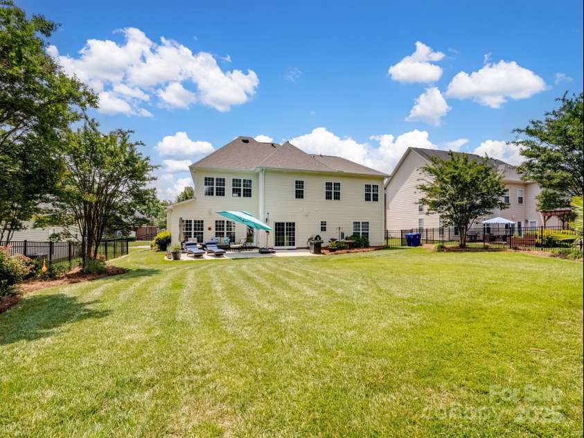 7627 Woodcrest Drive, Stanley, NC 28164.  MLS# CAR4257046, YatesRealty ID 24354. 