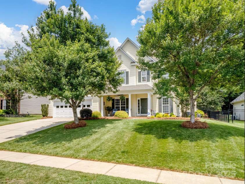 7627 Woodcrest Drive, Stanley, NC 28164.  MLS# CAR4257046, YatesRealty ID 24354. 