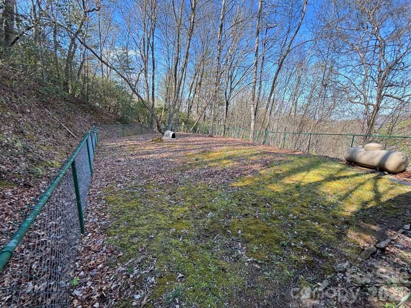 120 Kimberly Drive, Bryson City, NC 28713.  MLS# CAR4385063, YatesRealty ID 24356. Nice level back yard is fenced.