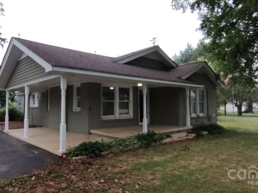 1521 Piedmont Avenue, Kings Mountain, NC 28086.  MLS# CAR4274196, YatesRealty ID 24356. 