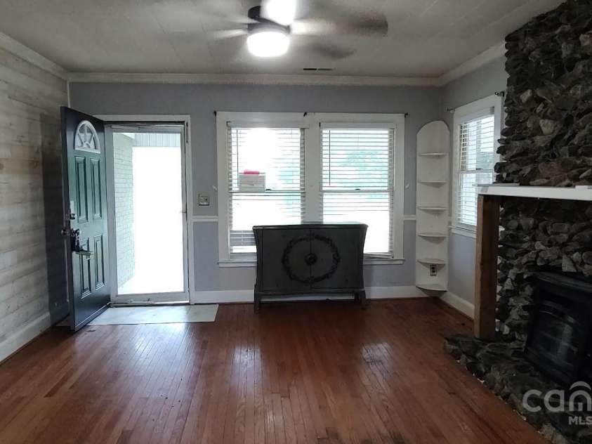 1521 Piedmont Avenue, Kings Mountain, NC 28086.  MLS# CAR4274196, YatesRealty ID 24356. 