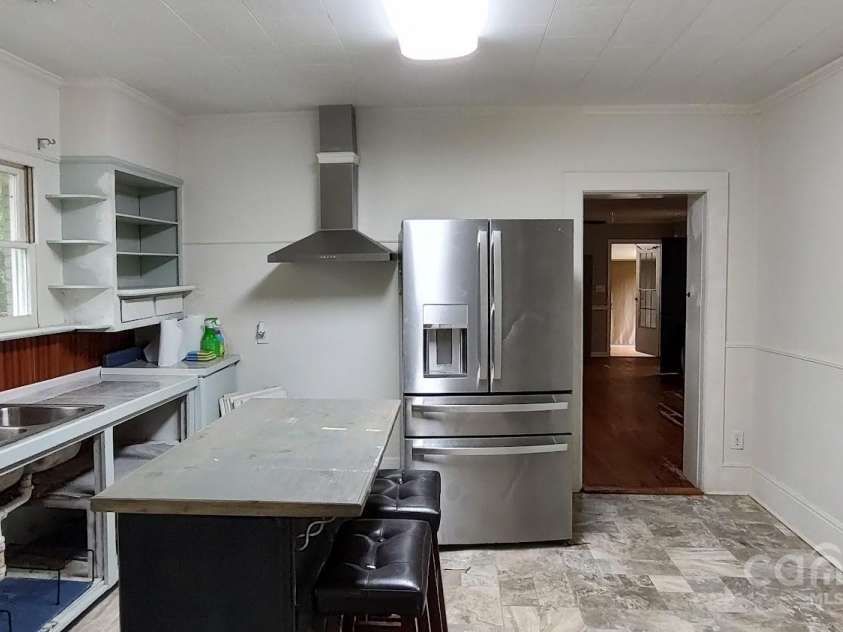 1521 Piedmont Avenue, Kings Mountain, NC 28086.  MLS# CAR4274196, YatesRealty ID 24356. 