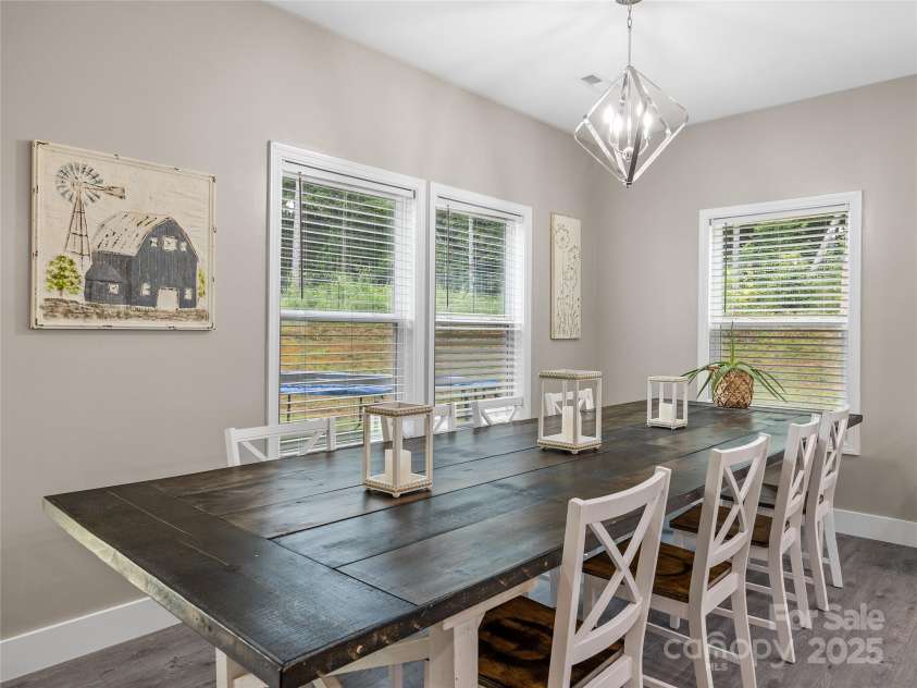 226 Oak Brook Lane, Gaffney, SC 29341.  MLS# CAR4274351, YatesRealty ID 24357. 