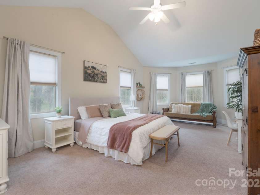 303 Ridge Reserve Drive, Clover, SC 29710.  MLS# CAR4232710, YatesRealty ID 24358. Main level secondary primary with ensuite full bathroom and walk in closet.